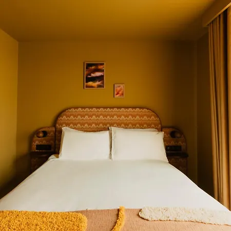 Hotel Le Jardin De Verre By Locke 4*