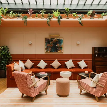 Hotel Le Jardin De Verre By Locke Paris