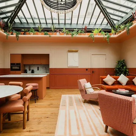Le Jardin De Verre By Locke Hotel 4*