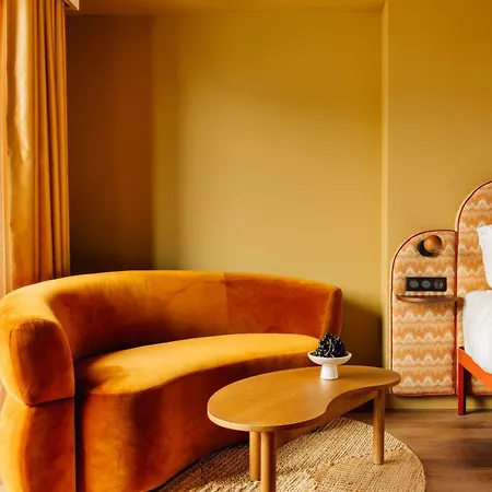 Hotel Le Jardin De Verre By Locke
