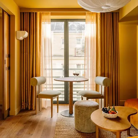 Hotel Le Jardin De Verre By Locke Parigi