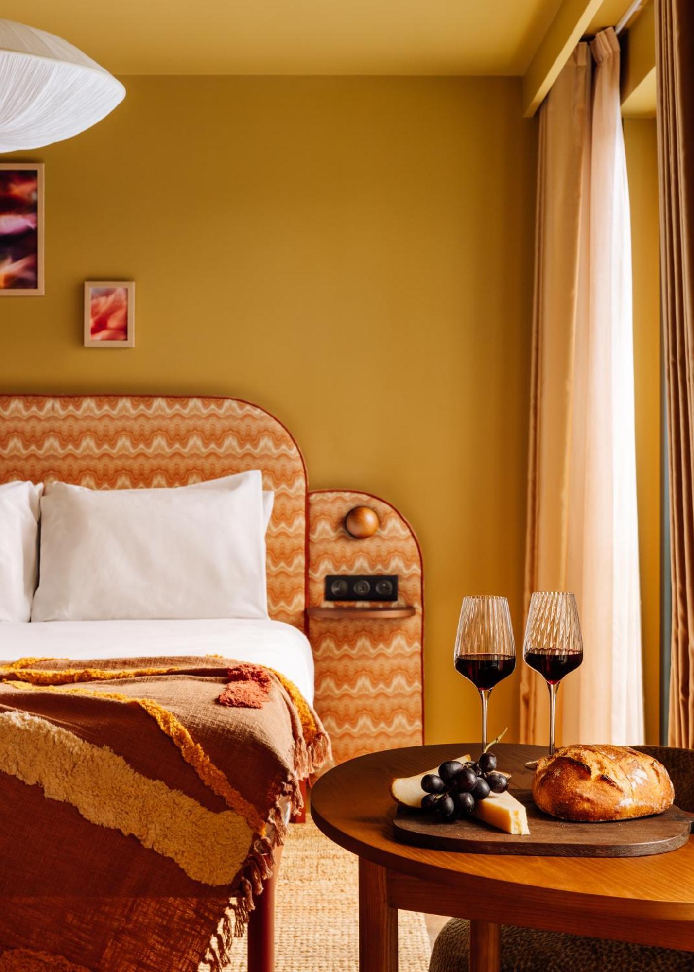 Hotel Le Jardin De Verre By Locke Paris