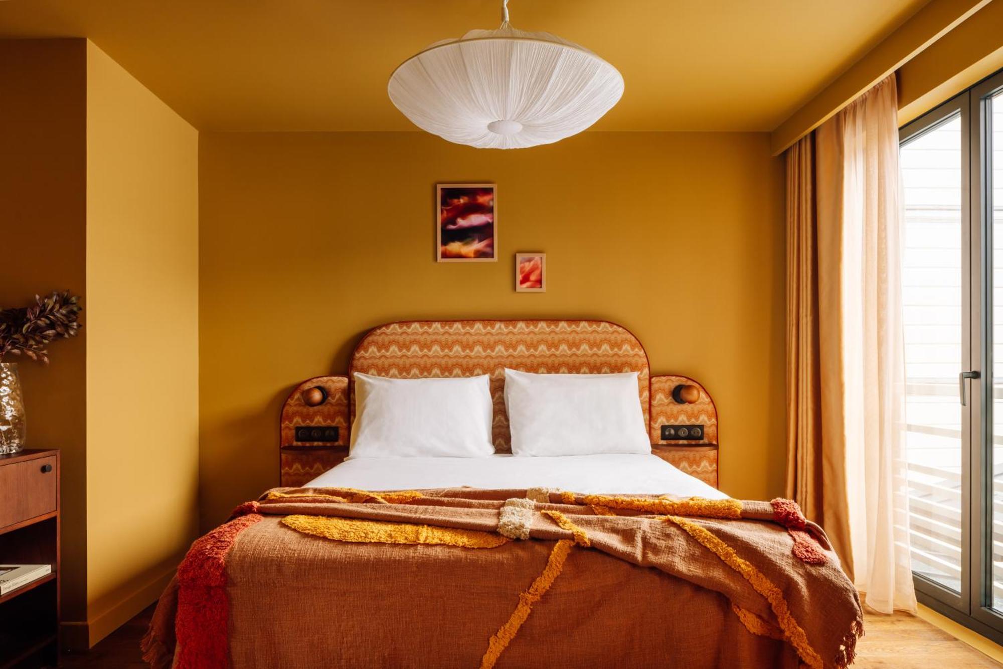 Le Jardin De Verre By Locke Parigi