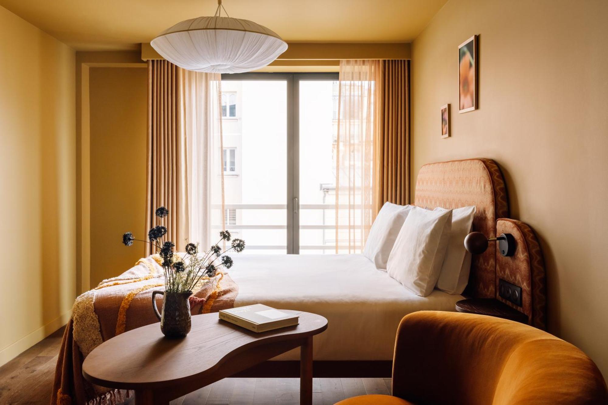 Le Jardin De Verre By Locke Parigi