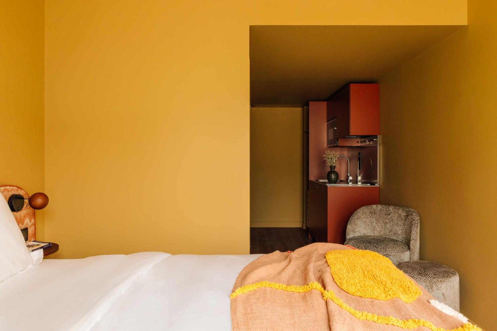 Le Jardin De Verre By Locke Hotel Paris