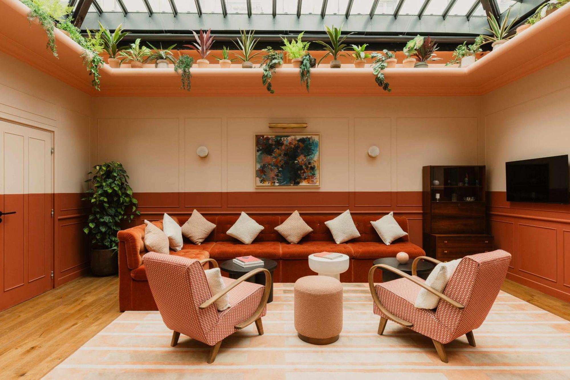 Hotel Le Jardin De Verre By Locke Paris