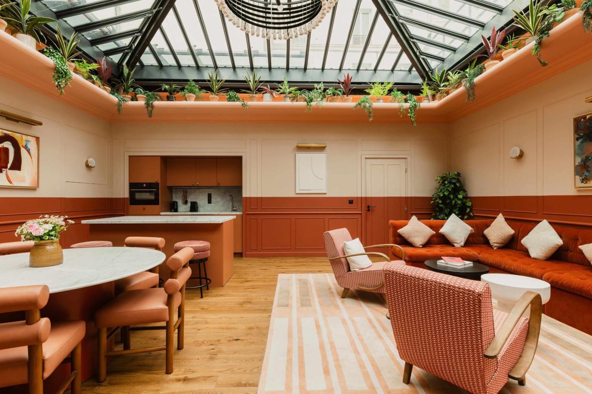 Le Jardin De Verre By Locke Hotel 4*